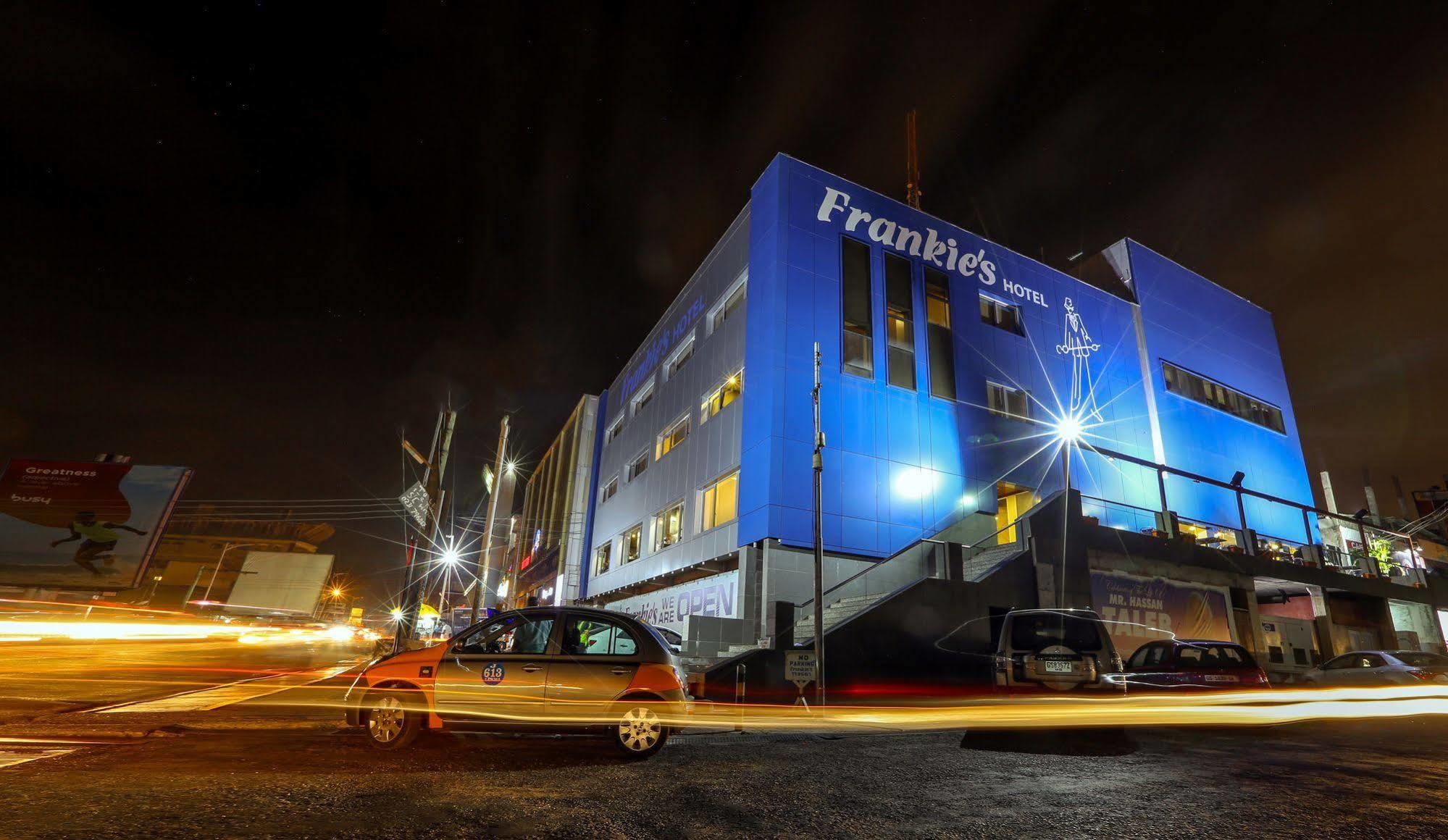 Frankie'S Foods And Rooms Accra Exterior photo